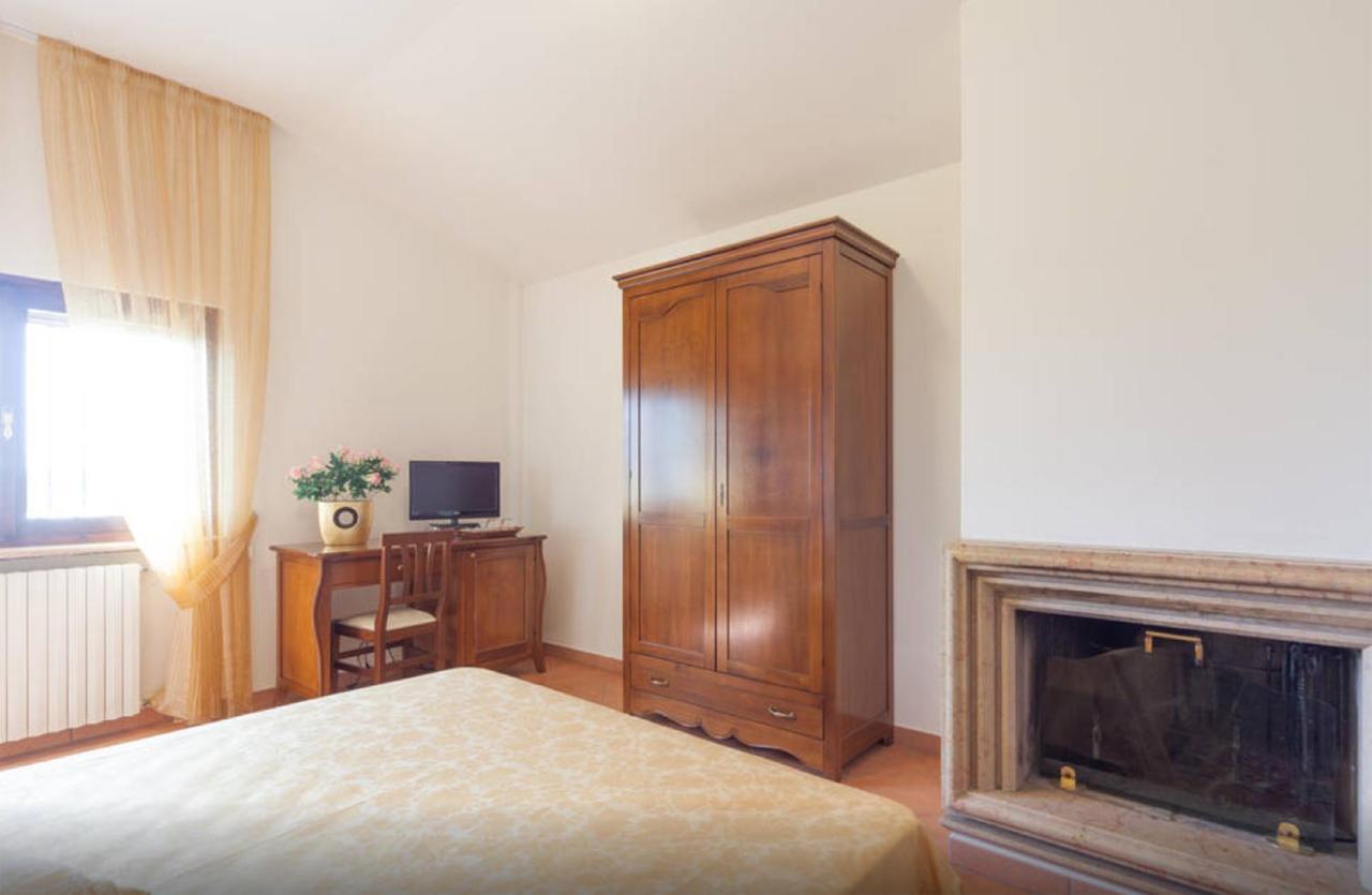 Cascina Tabachera X10 Country House Sirmione Garda Lake بوتسولينغو الغرفة الصورة
