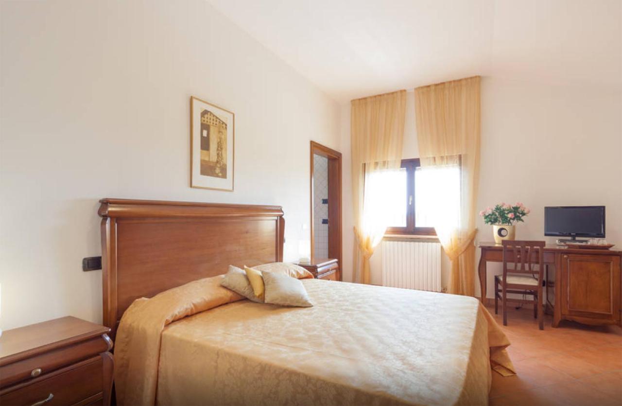 Cascina Tabachera X10 Country House Sirmione Garda Lake بوتسولينغو الغرفة الصورة